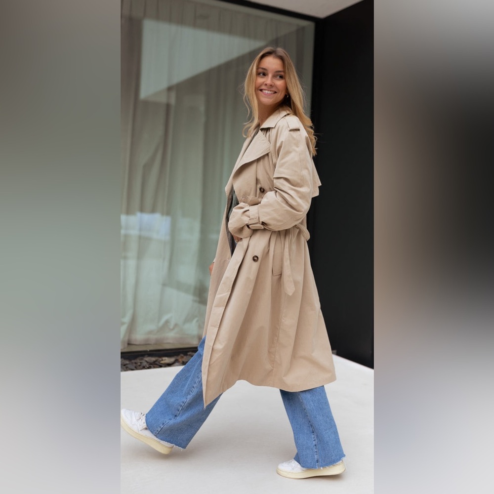 Stylish beige Madison the Label cotton trench Trench Coat